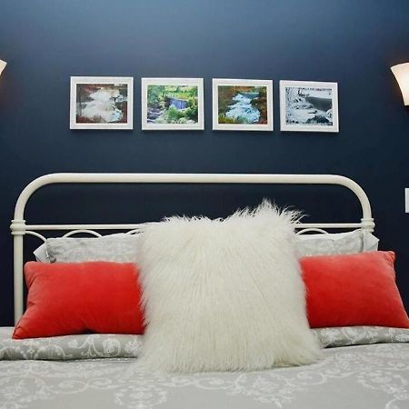Cottage At Millpond Falls - A Romantic Escape Уоруик Екстериор снимка